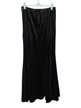 Shein Black Velvet Maxi Flare Skirt M Classic Elegant Vampire Witchcore Retro
